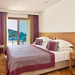 Hotel More (Adults Only)