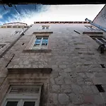 Old Town Finest - Two-Bedroom Apartment 4 2 Adults - Lucarica 4 Street First Floor