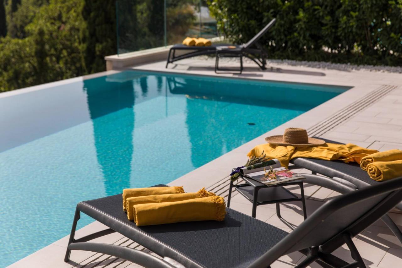 Luxury Helios 5* *