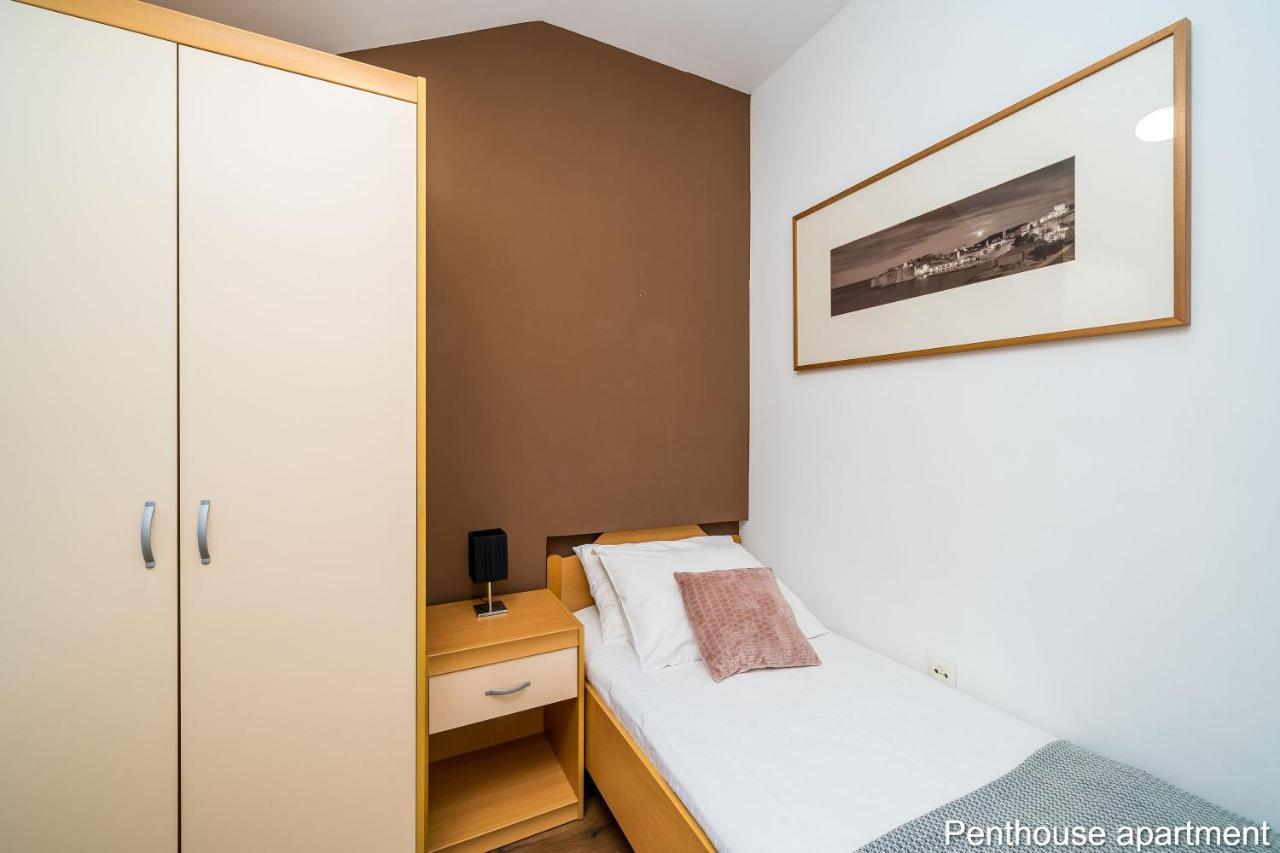 Budman Apartment *