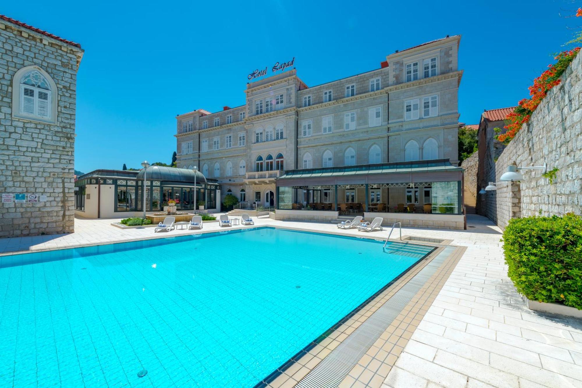 Hotel Lapad 4*