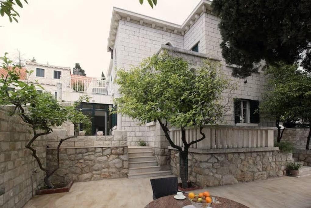 Holiday home Beachfront *
