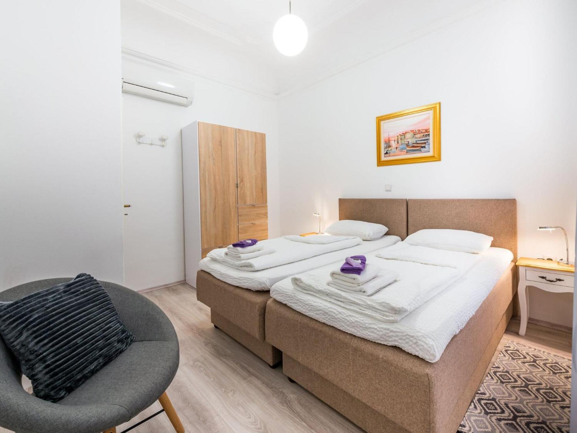 Apartment Old Town Finest - Two-bedroom 4 2 Adults - Lucarica 4 Street First Floor