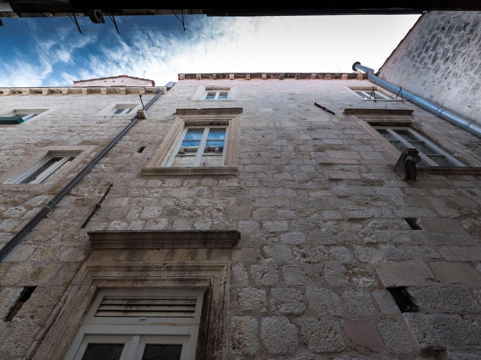 Old Town Finest - Two-bedroom 4 2 Adults - Lucarica 4 Street First Floor Apartment Dubrovnik