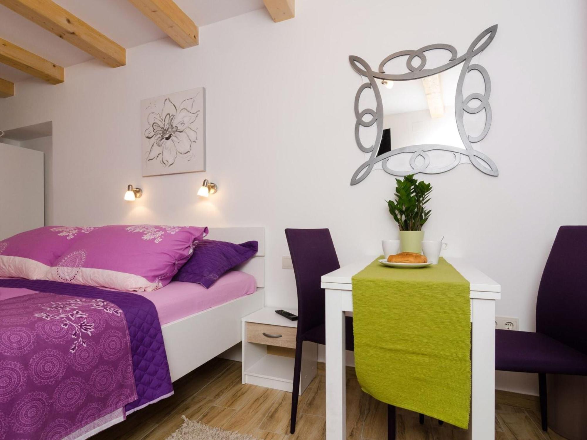 Lavender Garden - First Floor - 3 Apartment