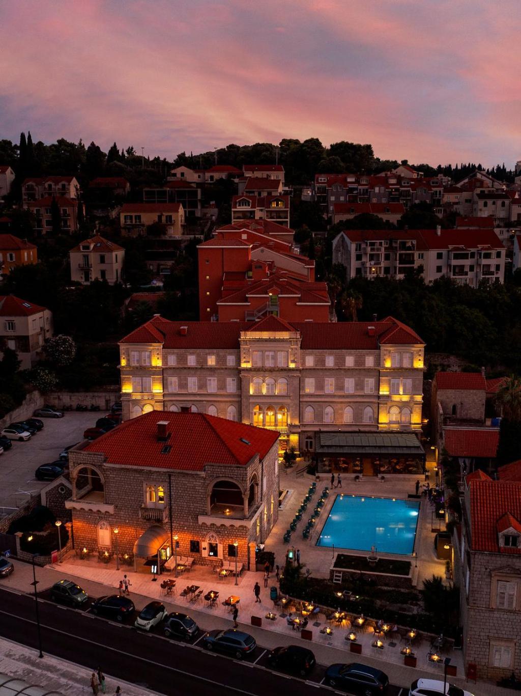 Hotel Lapad 4*
