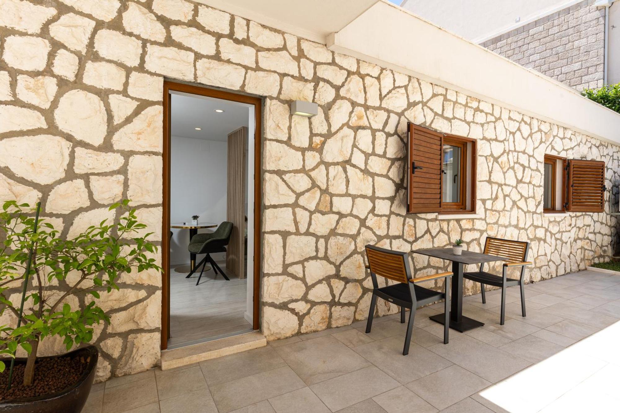 Peragro Apartment *