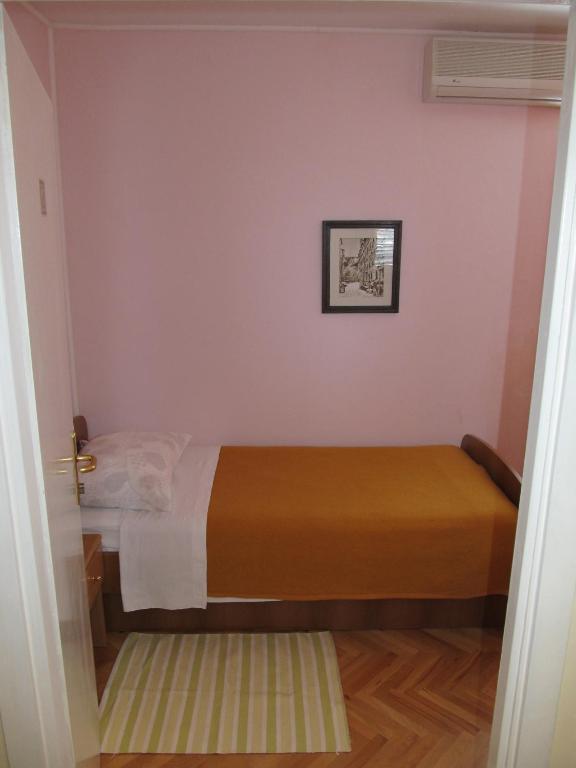 Guest house Sinistaj 2*