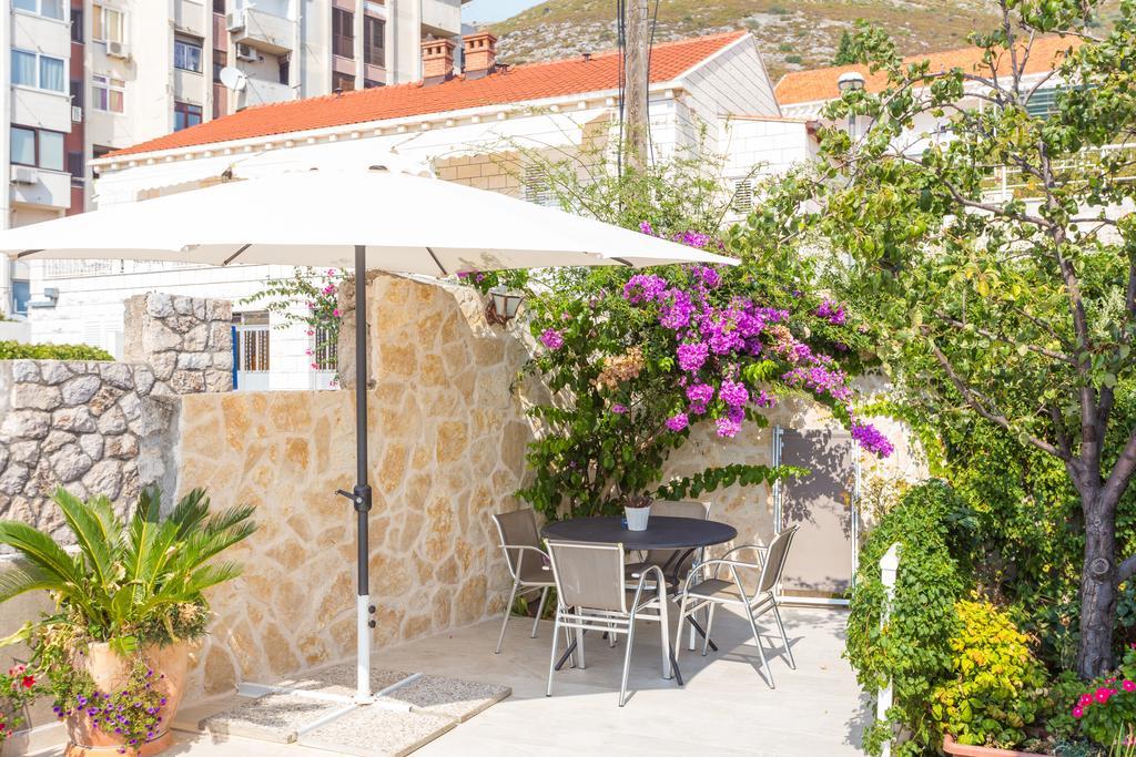 S&l Guest house