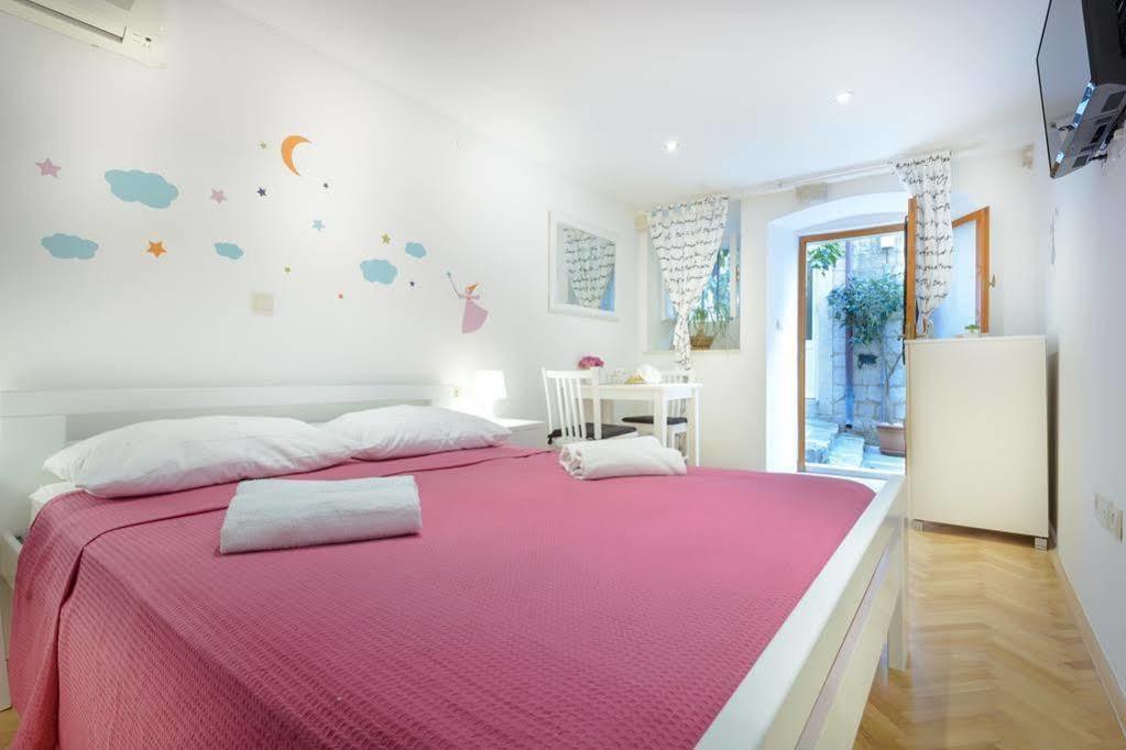 Bobo Guest house