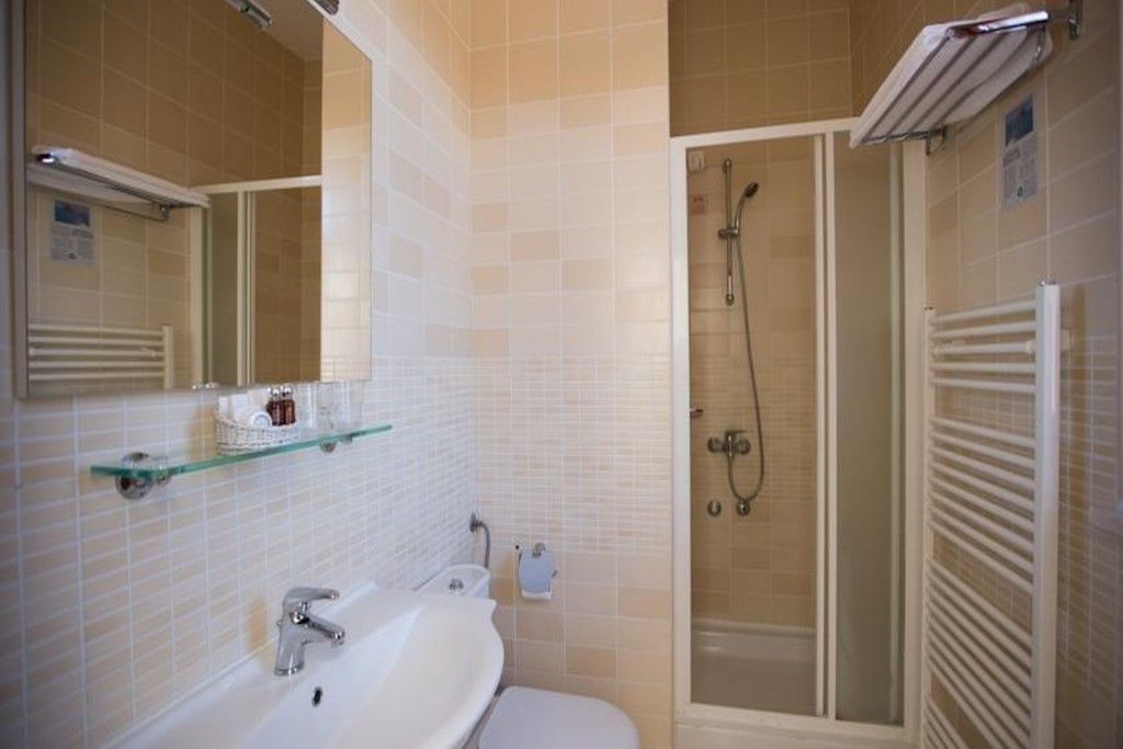 Zagreb Hotel 3*