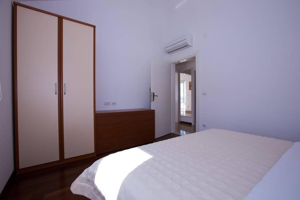 Apartment Vista 2