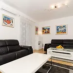 Apartment Iva 31