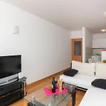 Apartment Maya