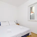 Medi Apartment