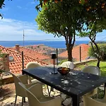 Chill Out - Old Town & Seaview Apartments