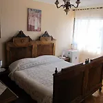 Sinistaj Rooms