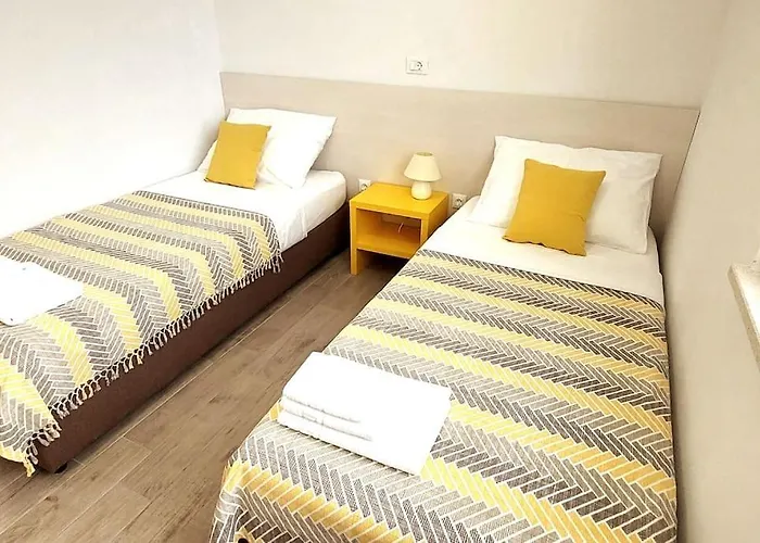 Apartman Infinity, Free Parking