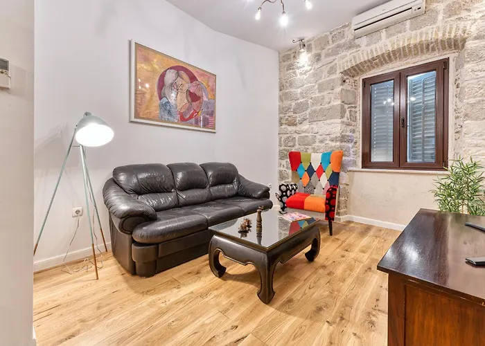 Apartment Talir