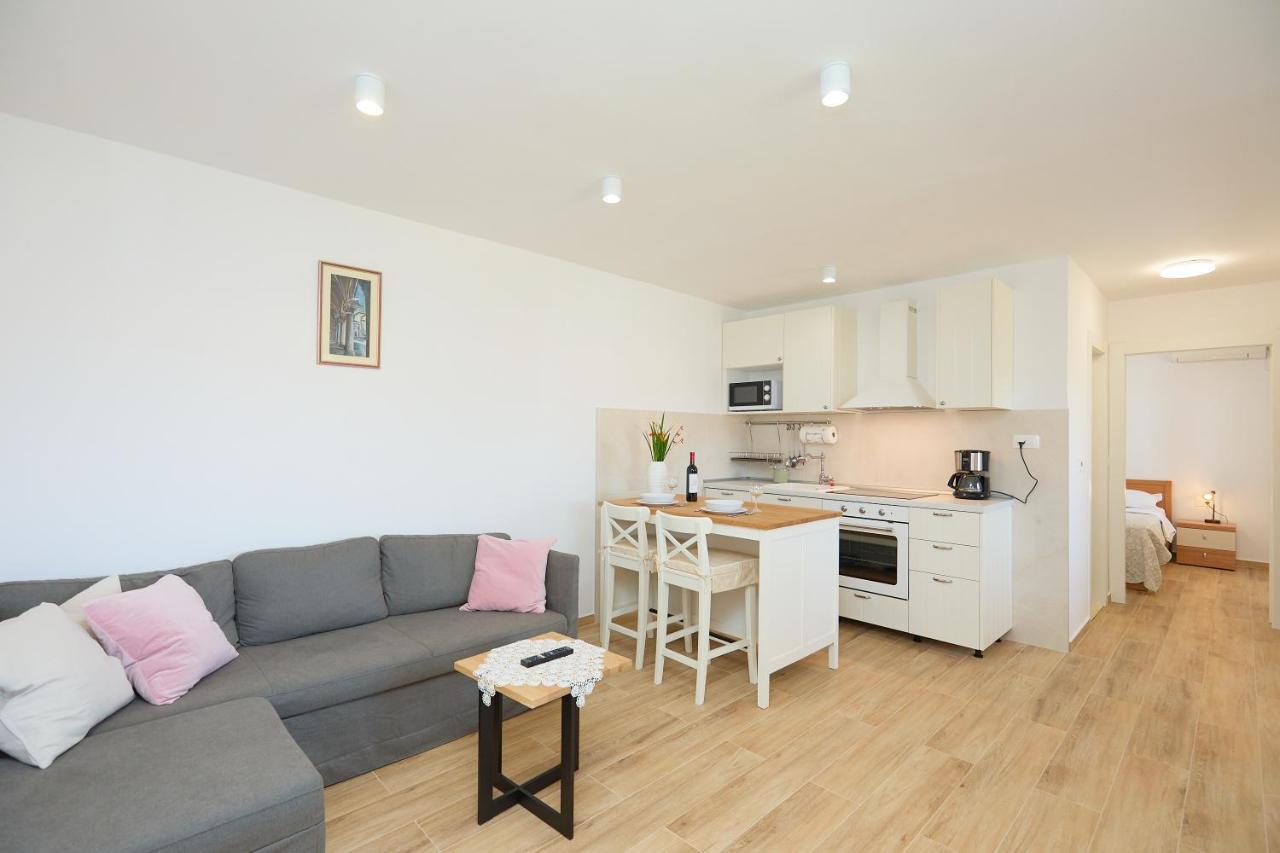 Anica Guest house