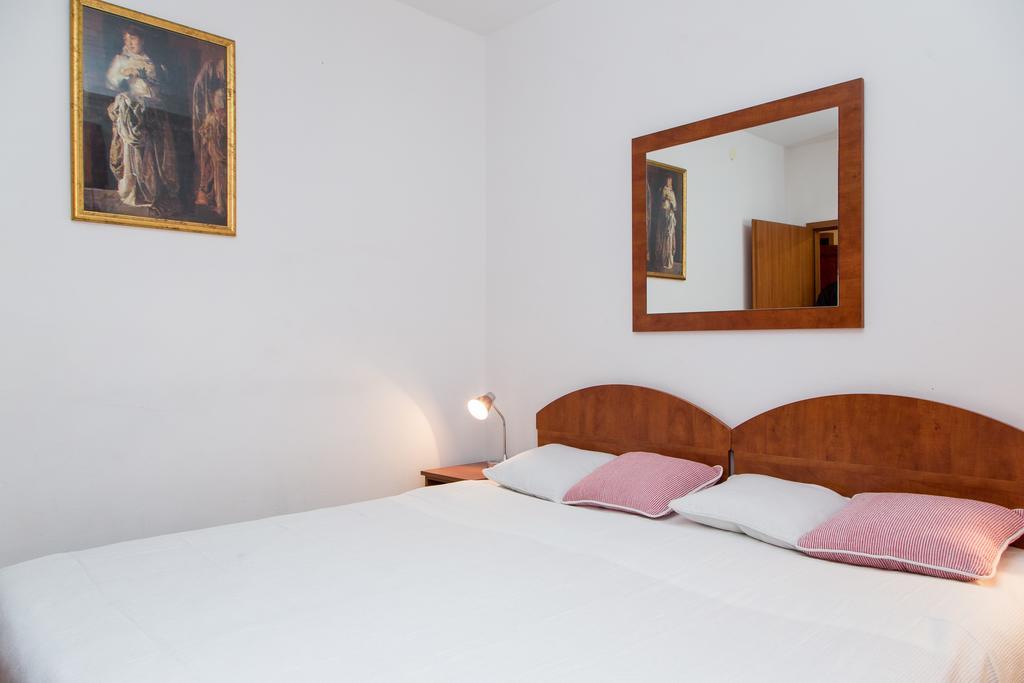 Apartment Apartments Lepur
