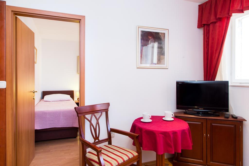 Apartment Apartments Lepur