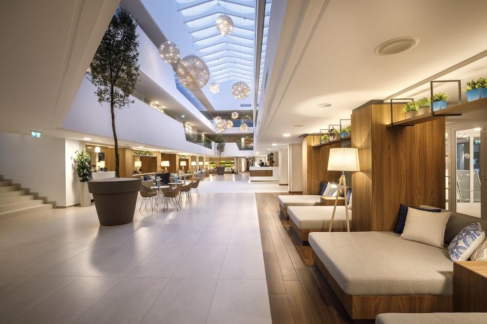 Valamar Argosy Hotel 4*