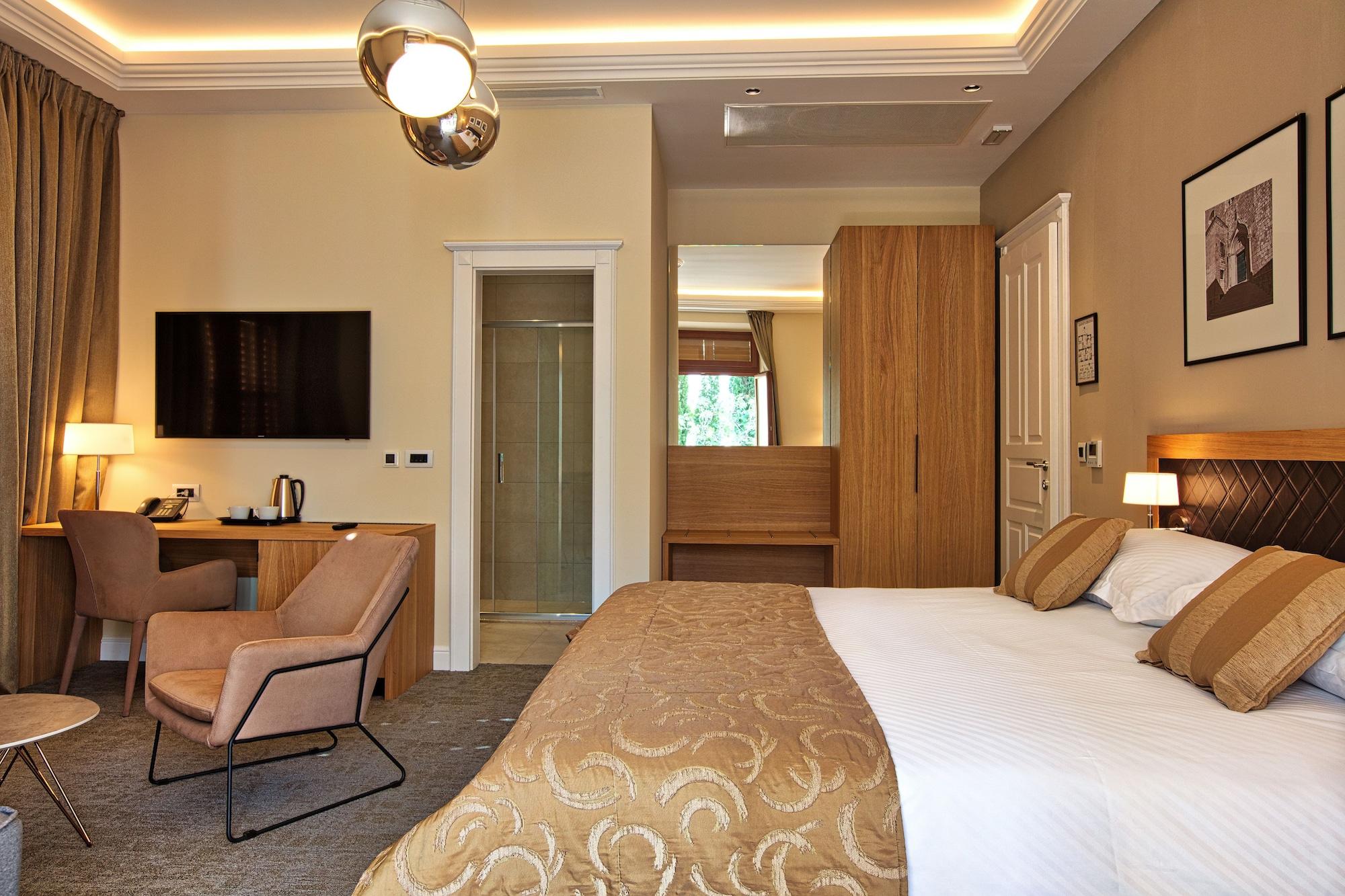 Boutique Filaus Bed & Breakfast 4*