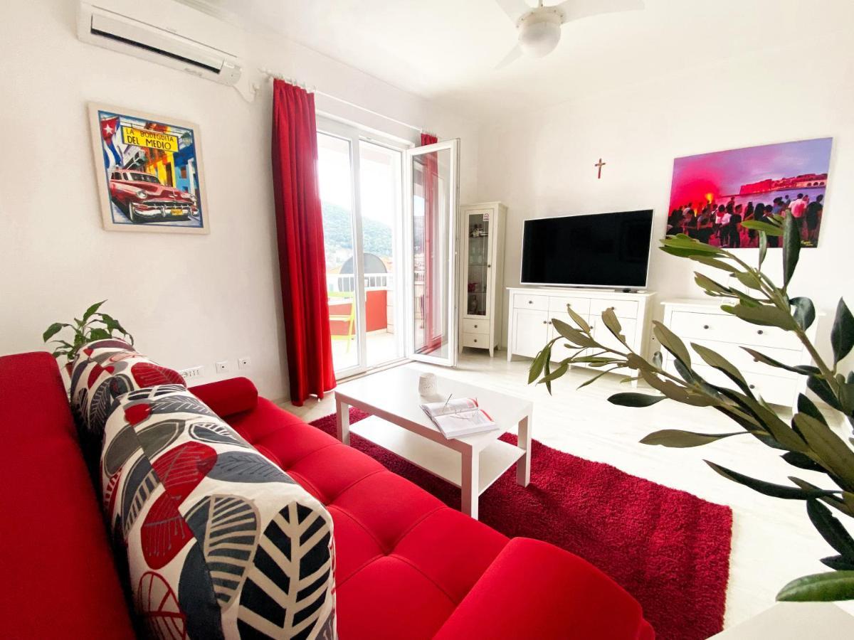 Apartment Melisa With Balcony & Free Parking