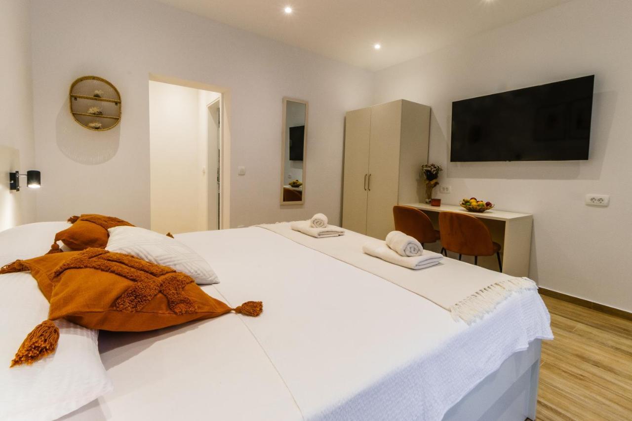 Kiwi Apartment *