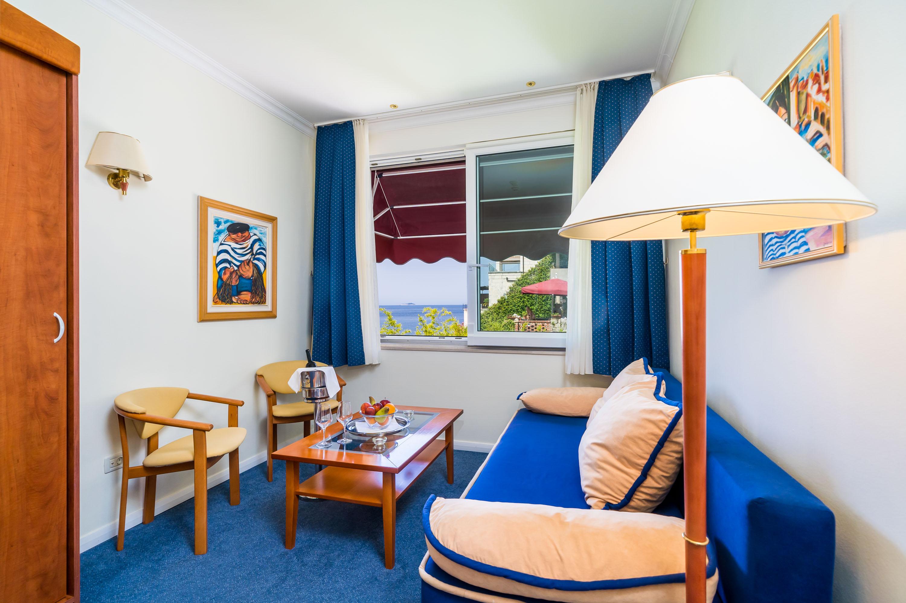 Boutique & Wolff Hotel 4*