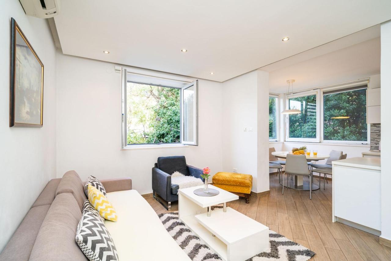Apartamento Spacious Two Bedroom *