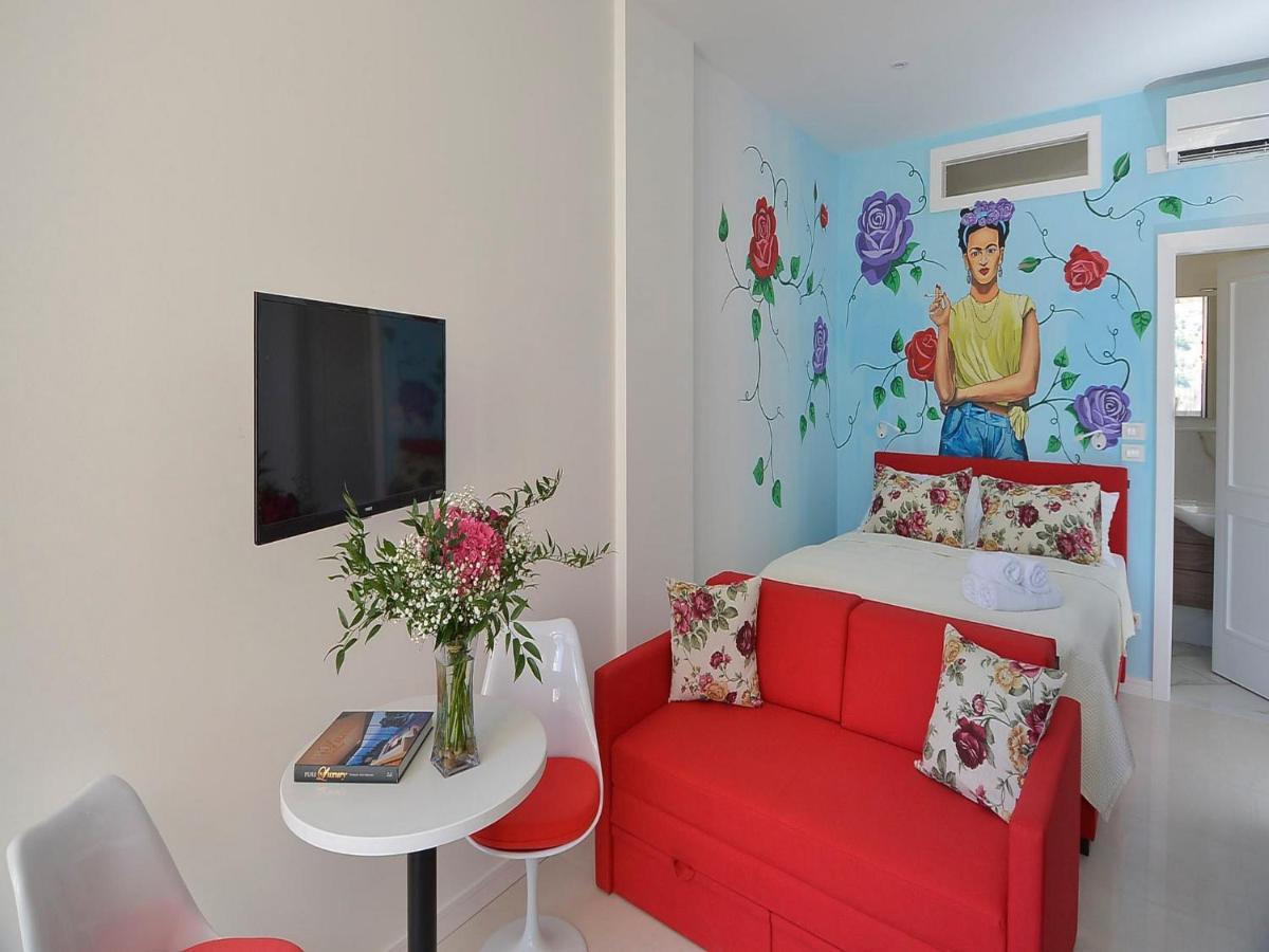 Art Box Apartment