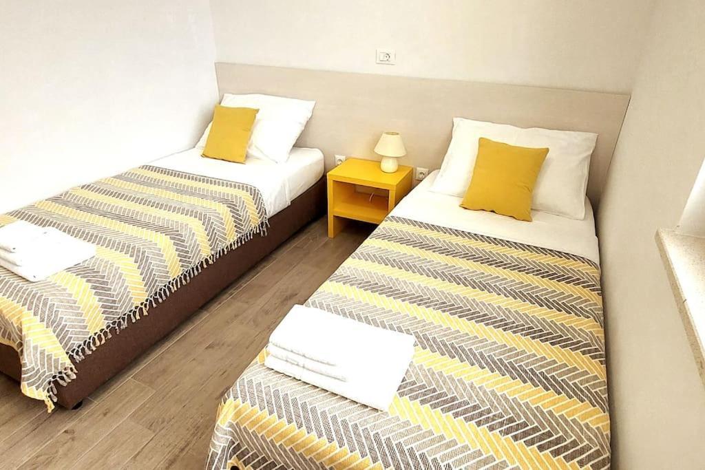 Infinity, Free Parking Apartment