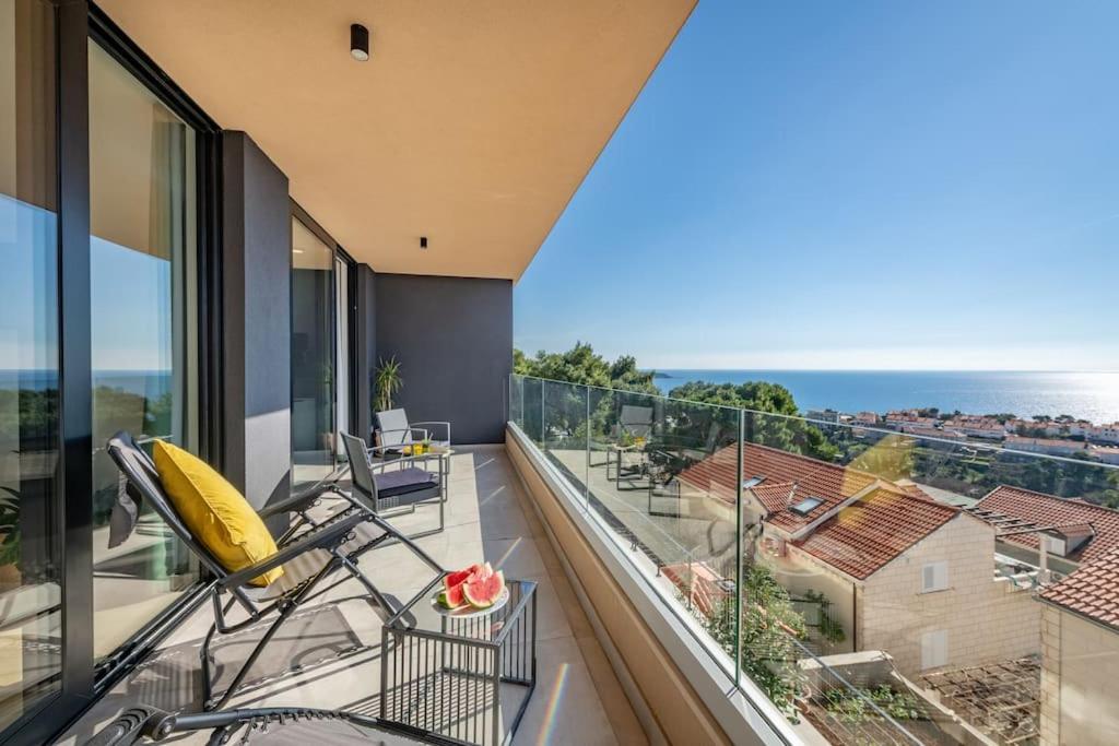 Apartamento A3 Montovjerna - Panoramic Terrace Getaway *