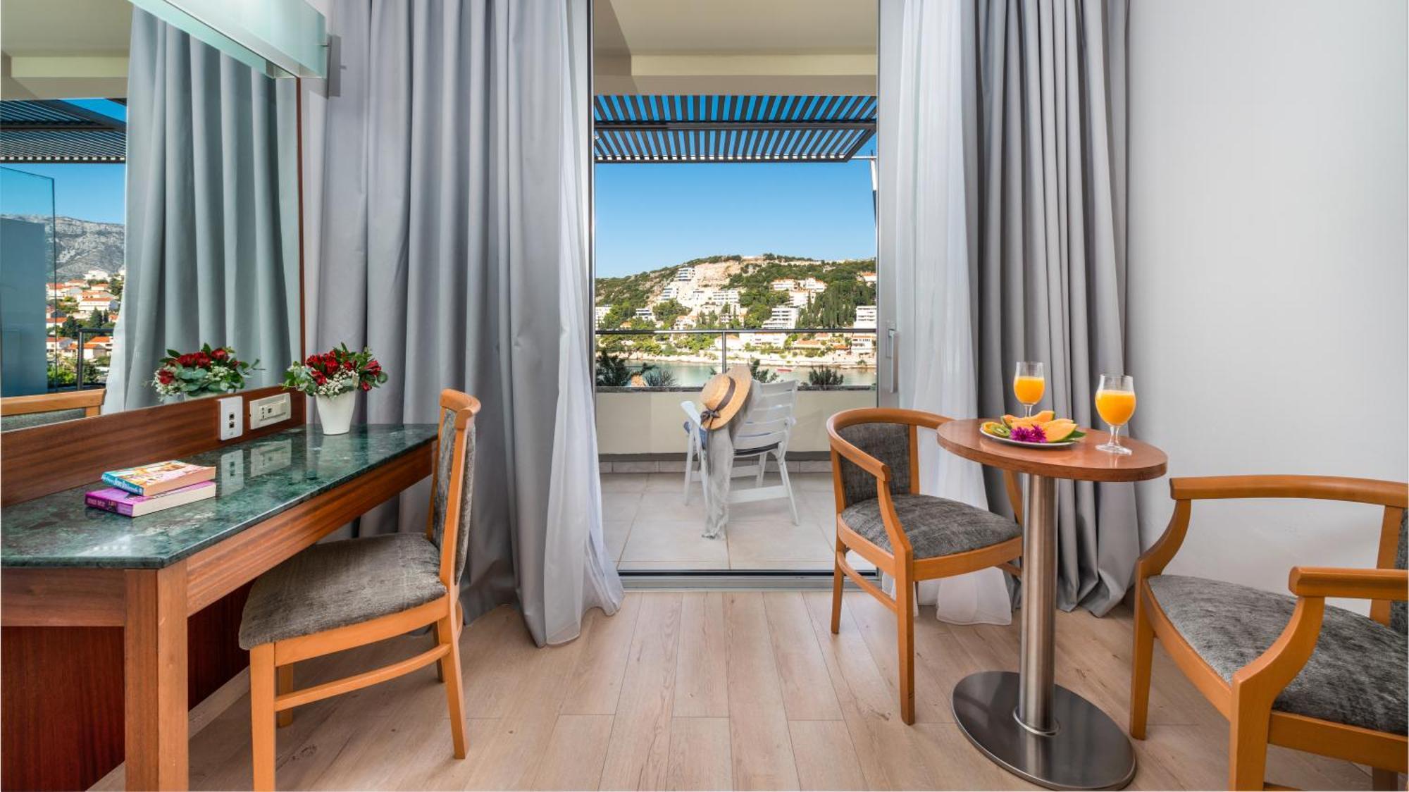 Uvala Hotel 4*
