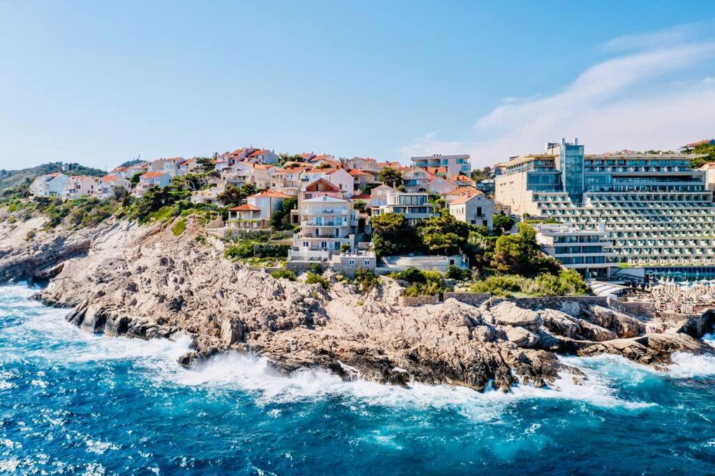 Blue Views With Heated Pool & Jacuzzi * Dubrovnik