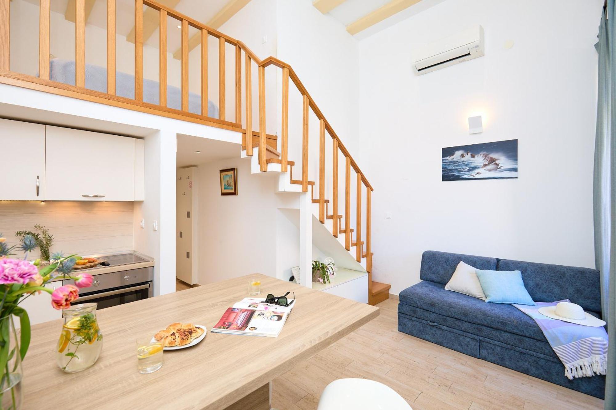 Stone Whisper 1 Apartment *