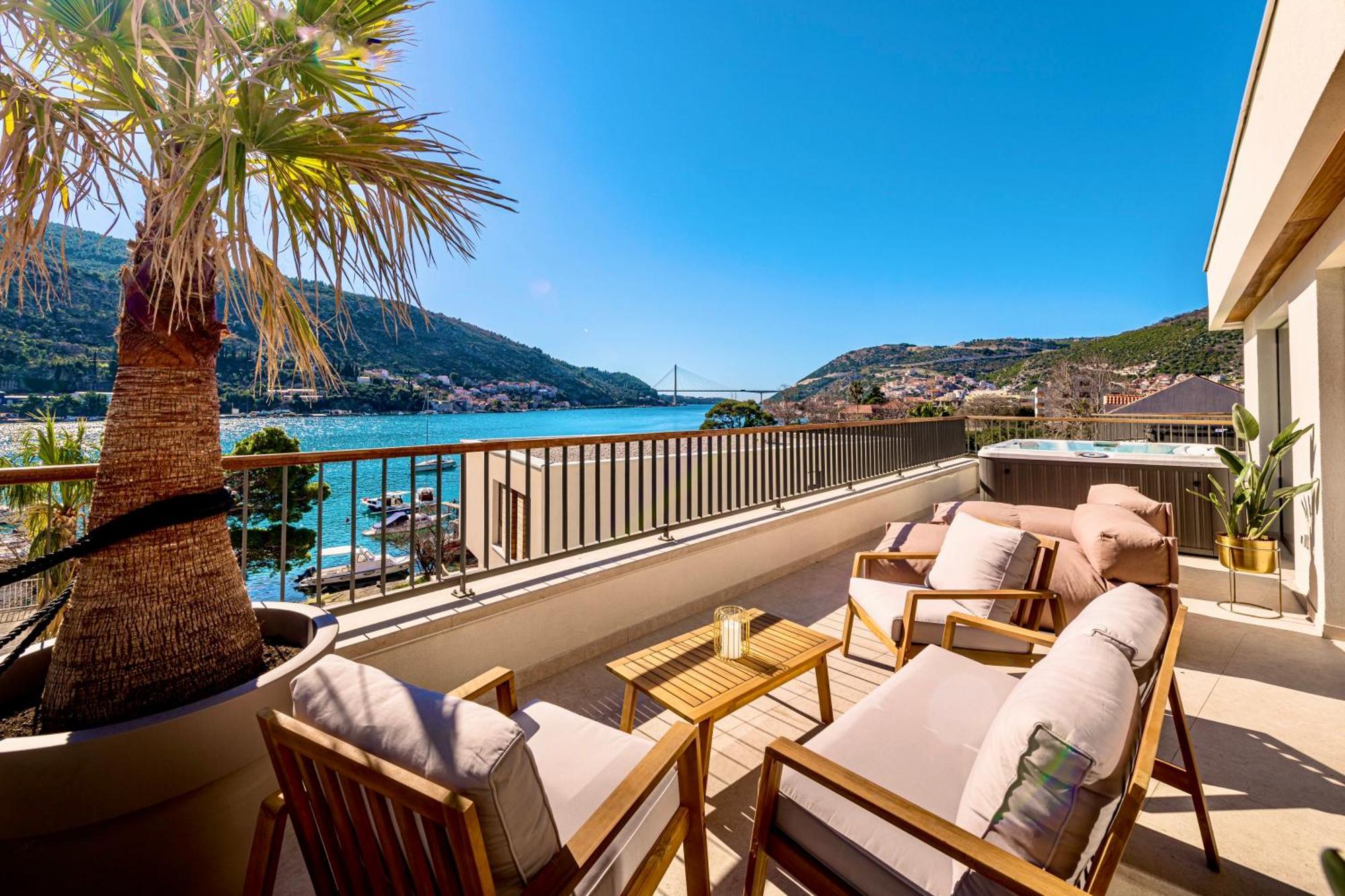 & - Of 5 Star Villa
