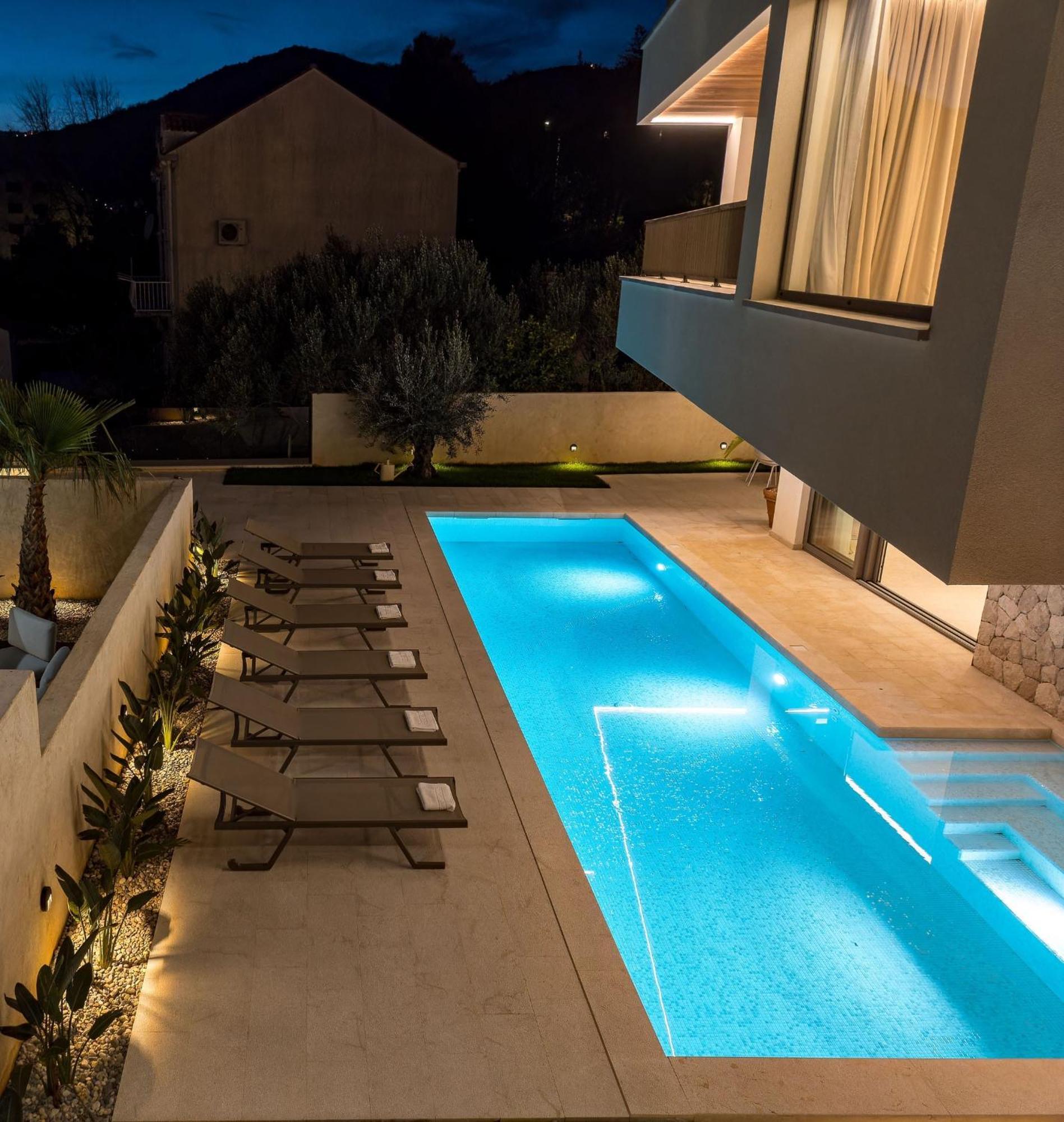 Villa & - Of 5 Star *