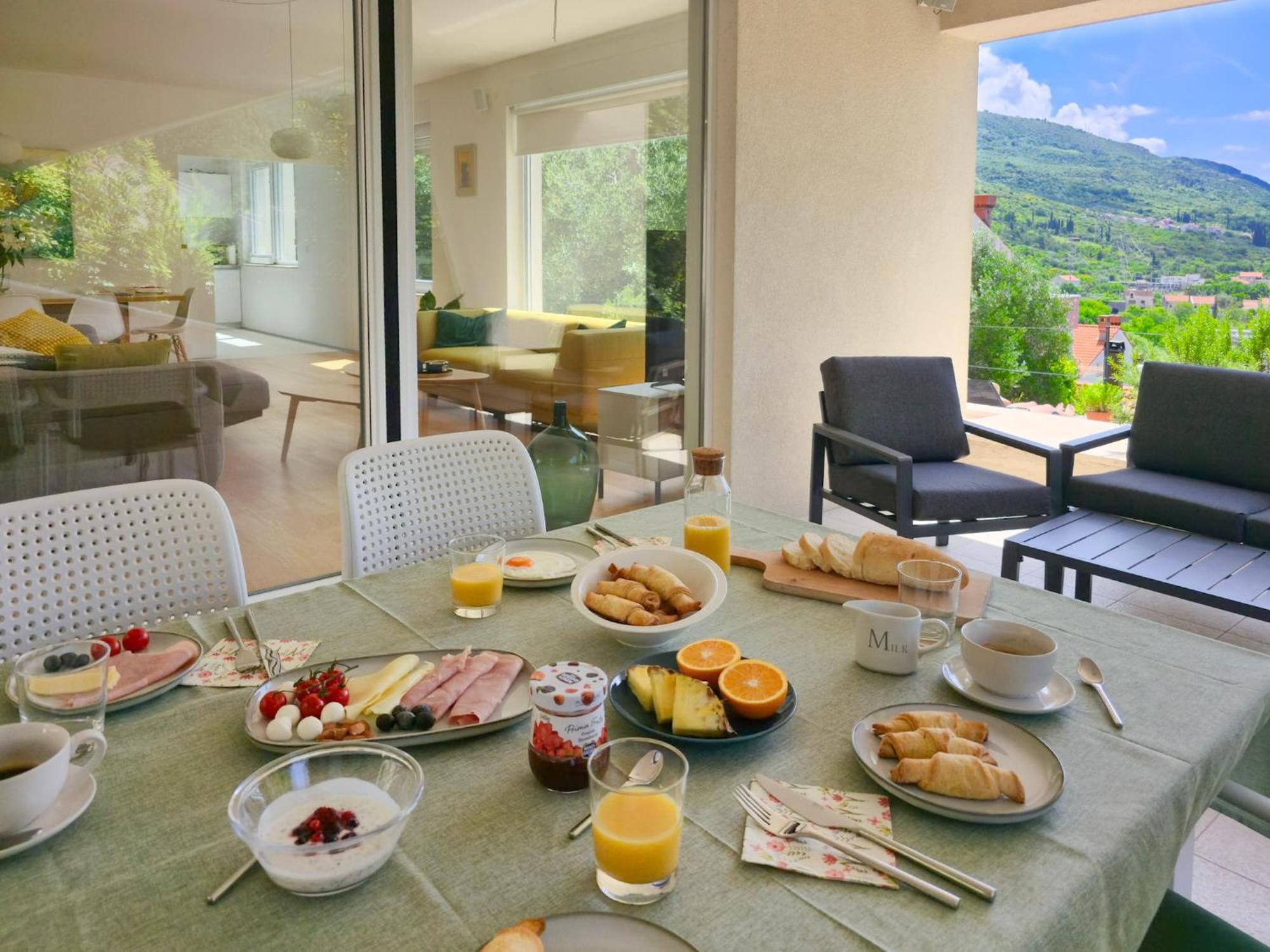 Atrij Villa