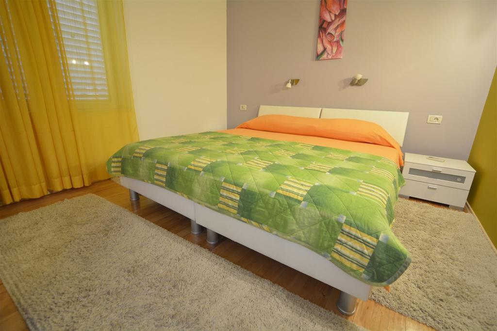 Apartment Ambassador