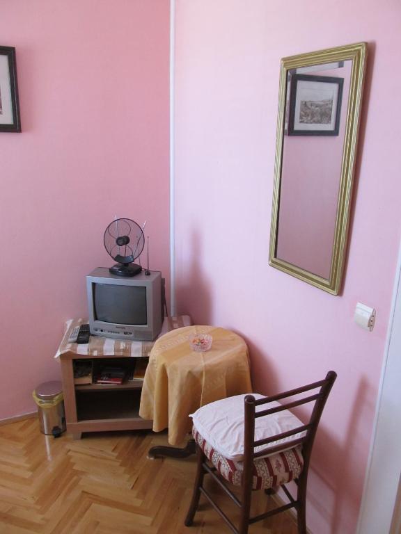 Casa de hóspedes Sinistaj 2*