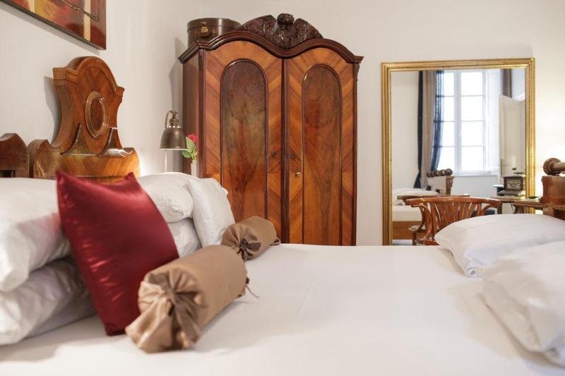 Ivan Hotel 3*