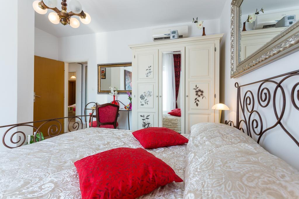 S&l Guest house