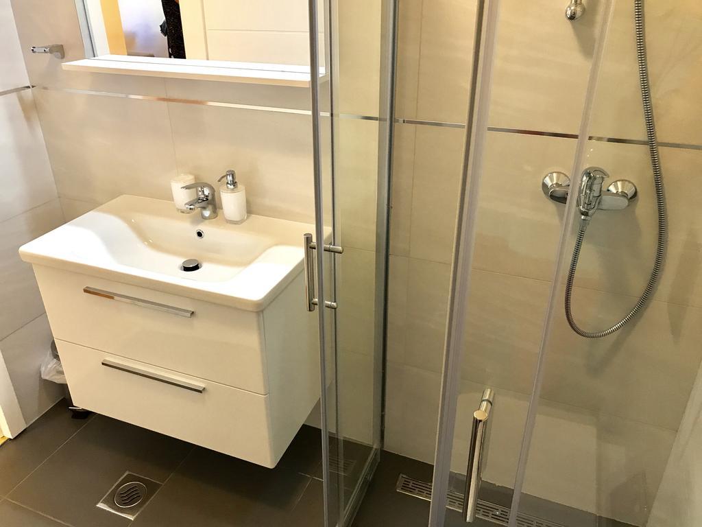 Svea - Free Parking Apartment *