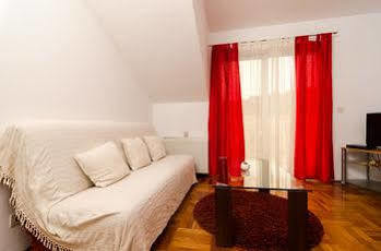 Cocoon & Hostel