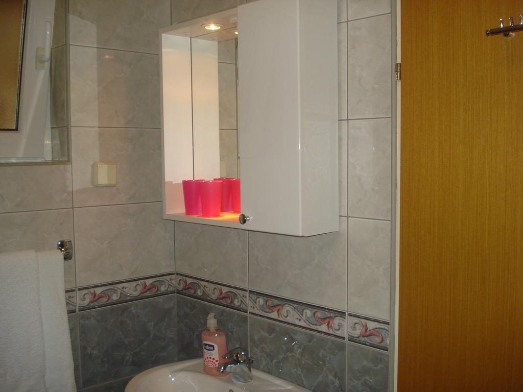 Luna Apartment