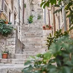 Live Laugh Love Dubrovnik Luxury Rooms