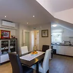 Cetinic Apartment